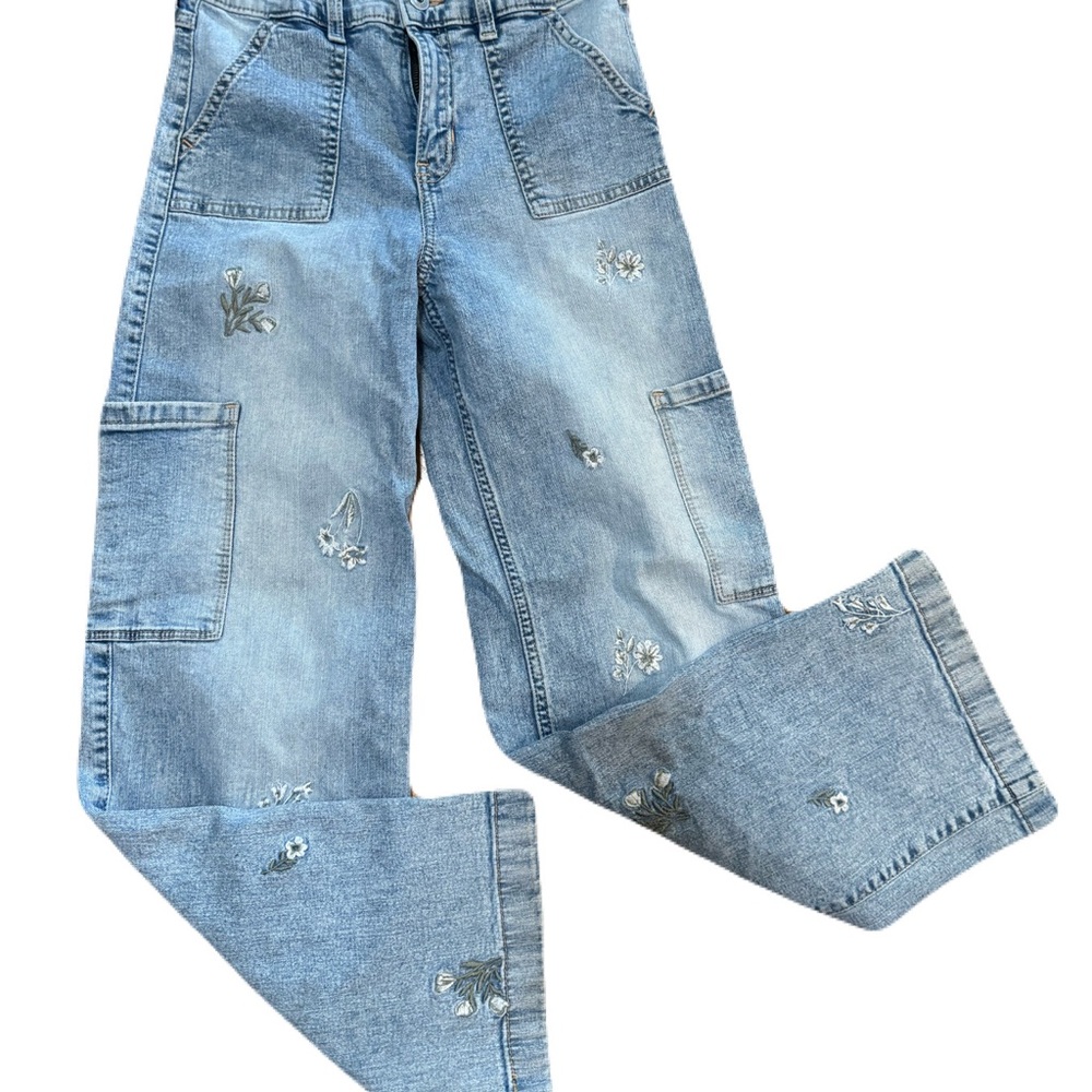 Abercrombie Kids High Rise Wide Leg Distressed Floral Embroidered Jeans sz13/14